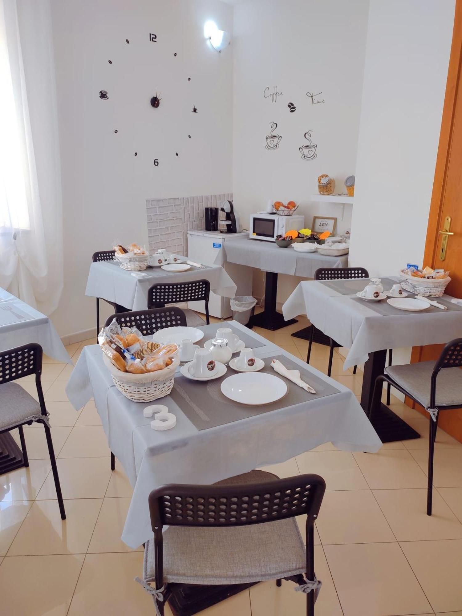 F.A.M. Rooms Τσιαμπίνο Εξωτερικό φωτογραφία